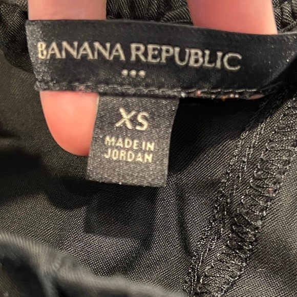 BANANA REPUBLIC Women’s Black Tencel Cargo Jogger Pants Size XS - Picture 3 of 5